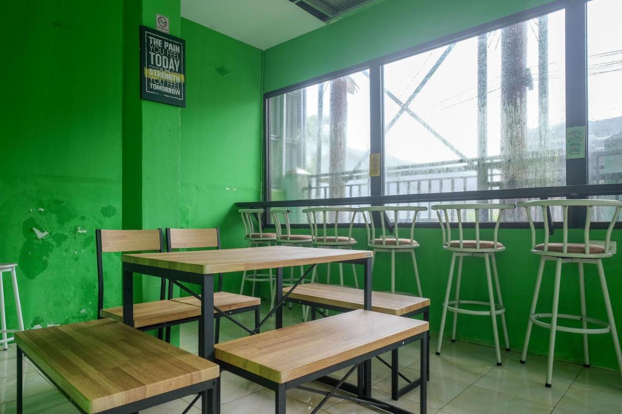 Reddoorz Near Politeknik Manado Hotel Exterior photo